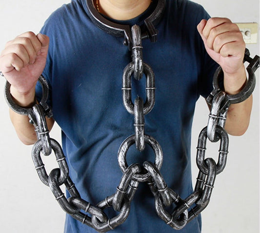 Halloween Decorations Halloween Plastic Simulation Chain Prisoner Anklet,Halloween Decor Haunted House Props, Halloween Freak Layout Props Halloween Party Horror Props #02
